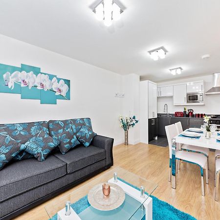 Metro Service Apartments Bedford Esterno foto