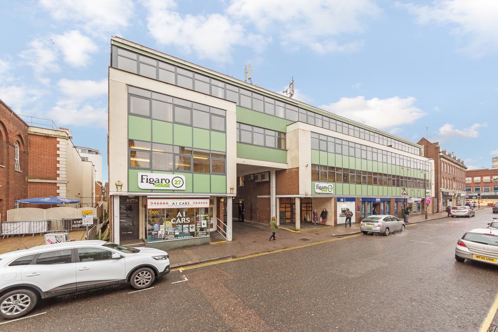 Metro Service Apartments Bedford Esterno foto