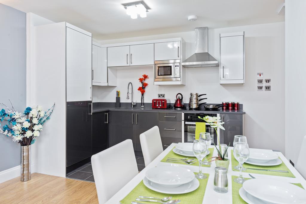 Metro Service Apartments Bedford Esterno foto